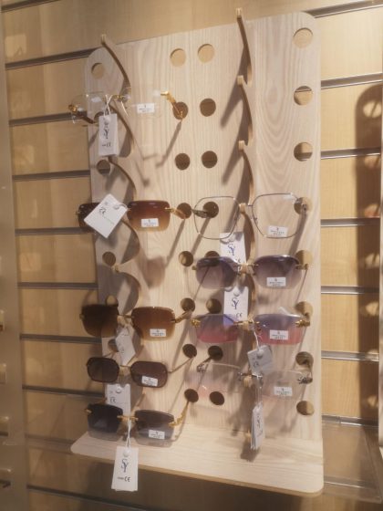 Présentoir 16 pièces